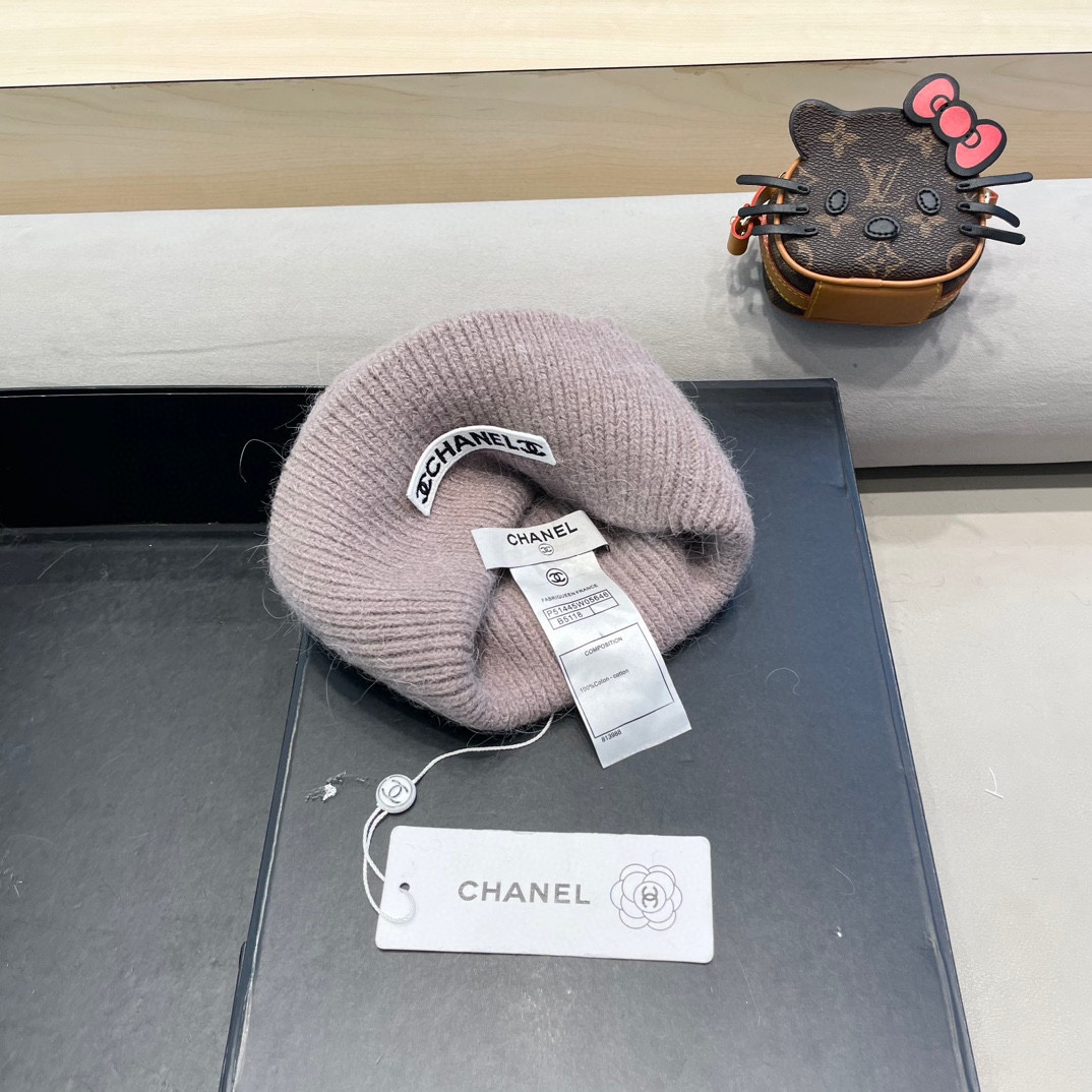 Chanel香奈儿 小香中古爆款双C针织毛线帽网红时尚达人爆款，高品质高弹棉质纱，简约时尚款！