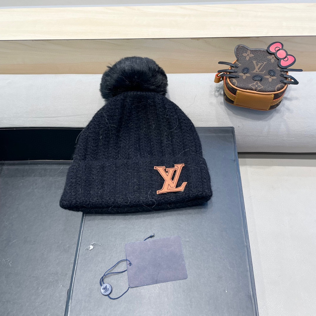 【LV路易威登】2024秋冬款女款专柜款针织毛线帽，大牌设计～秋冬穿搭必备