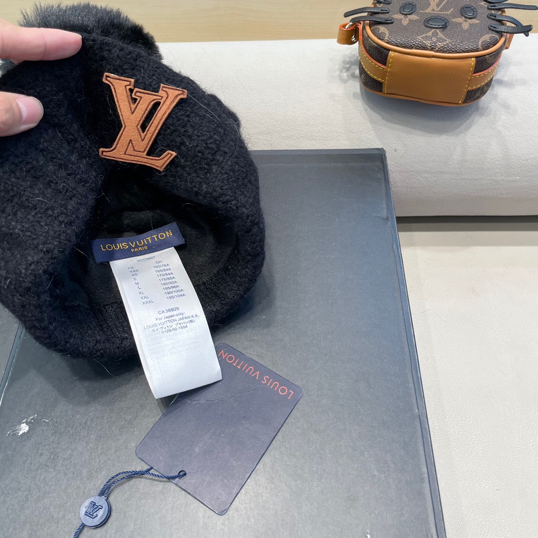 【LV路易威登】2024秋冬款女款专柜款针织毛线帽，大牌设计～秋冬穿搭必备