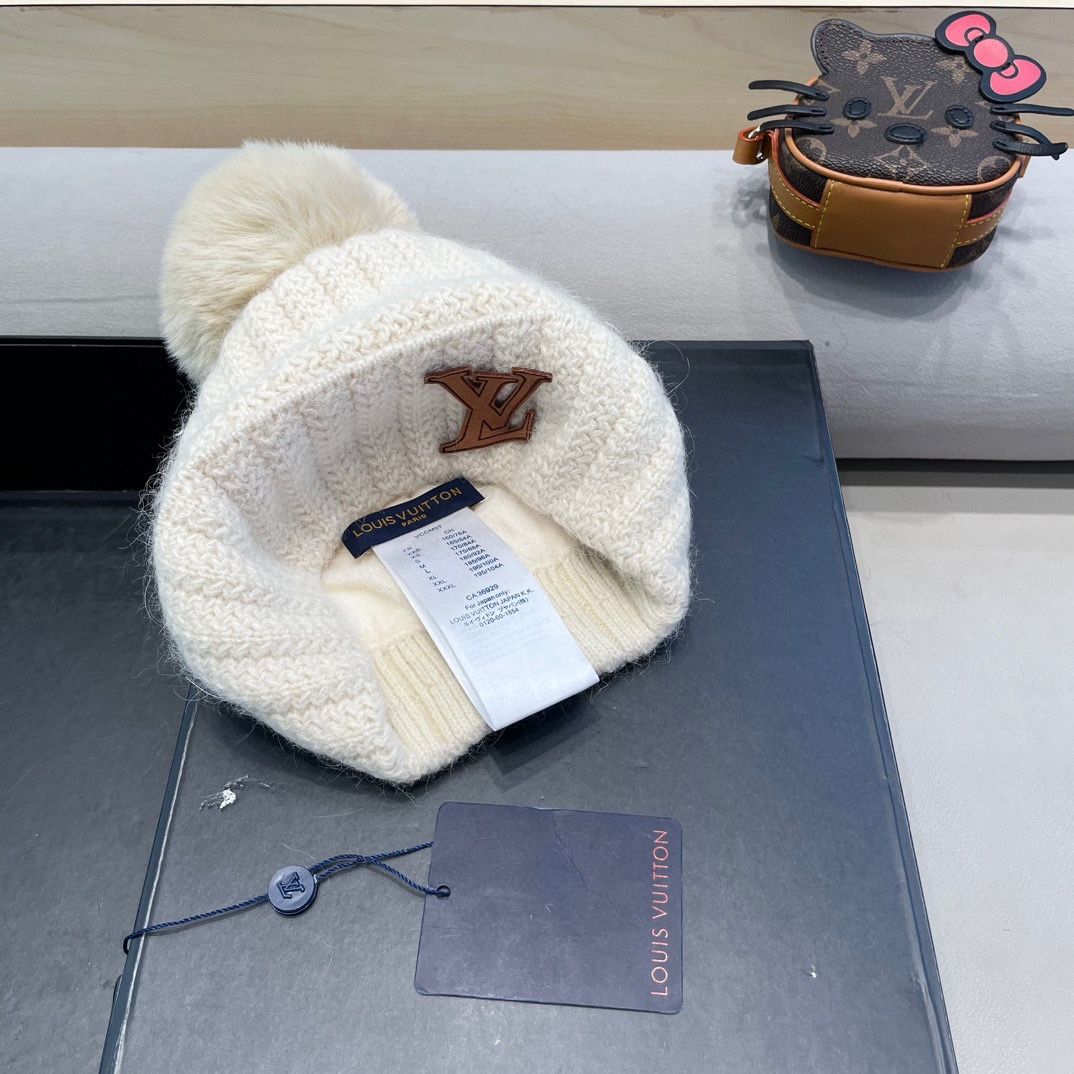 【LV路易威登】2024秋冬款女款专柜款针织毛线帽，大牌设计～秋冬穿搭必备