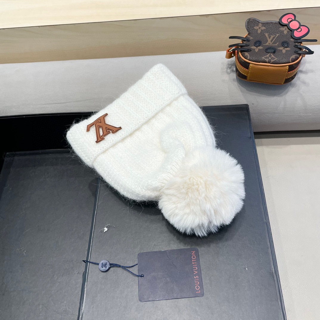 【LV路易威登】2024秋冬款女款专柜款针织毛线帽，大牌设计～秋冬穿搭必备