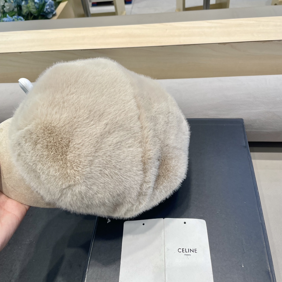 塞琳Celine仿水貂毛绒贝雷帽女冬季显脸小报童画家帽大头围保暖毛绒八角帽子