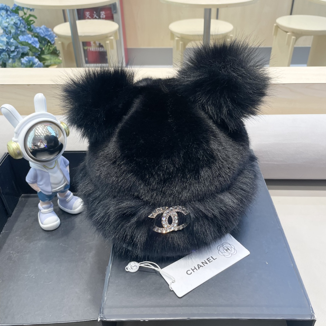 Chanel香奈儿可爱小熊耳朵帽子女2024秋冬新款氛围感百搭保暖毛绒护耳帽
