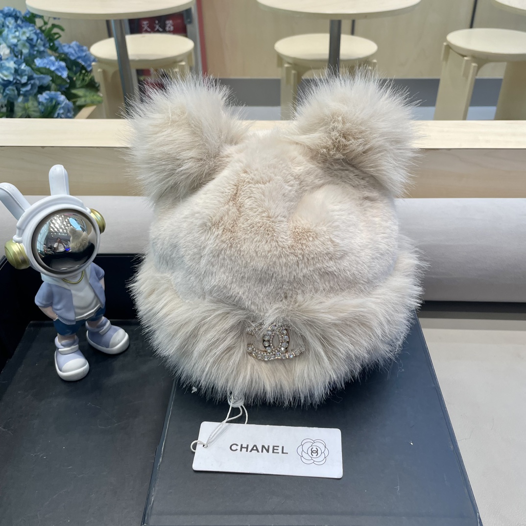 Chanel香奈儿可爱小熊耳朵帽子女2024秋冬新款氛围感百搭保暖毛绒护耳帽