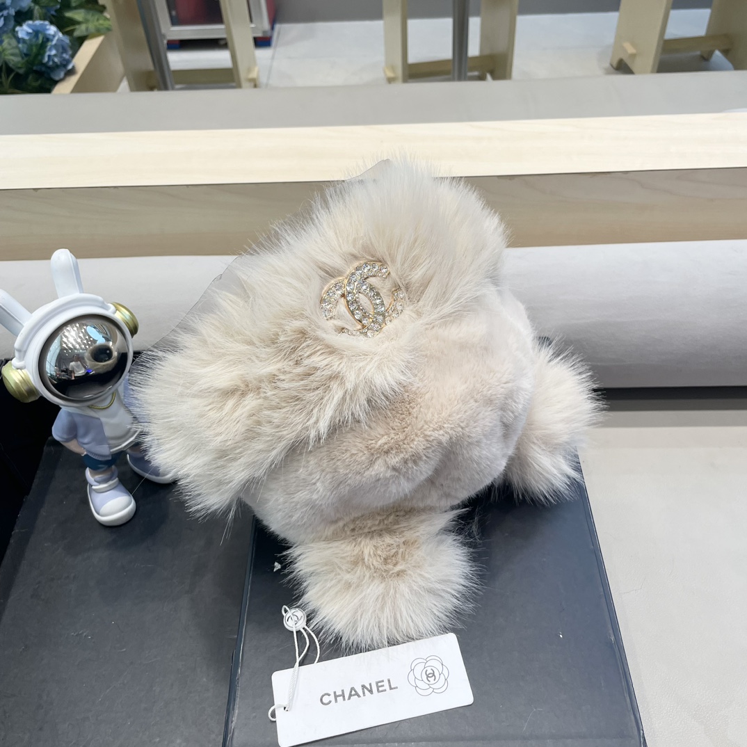 Chanel香奈儿可爱小熊耳朵帽子女2024秋冬新款氛围感百搭保暖毛绒护耳帽