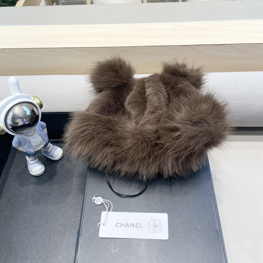 Chanel香奈儿可爱小熊耳朵帽子女2024秋冬新款氛围感百搭保暖毛绒护耳帽