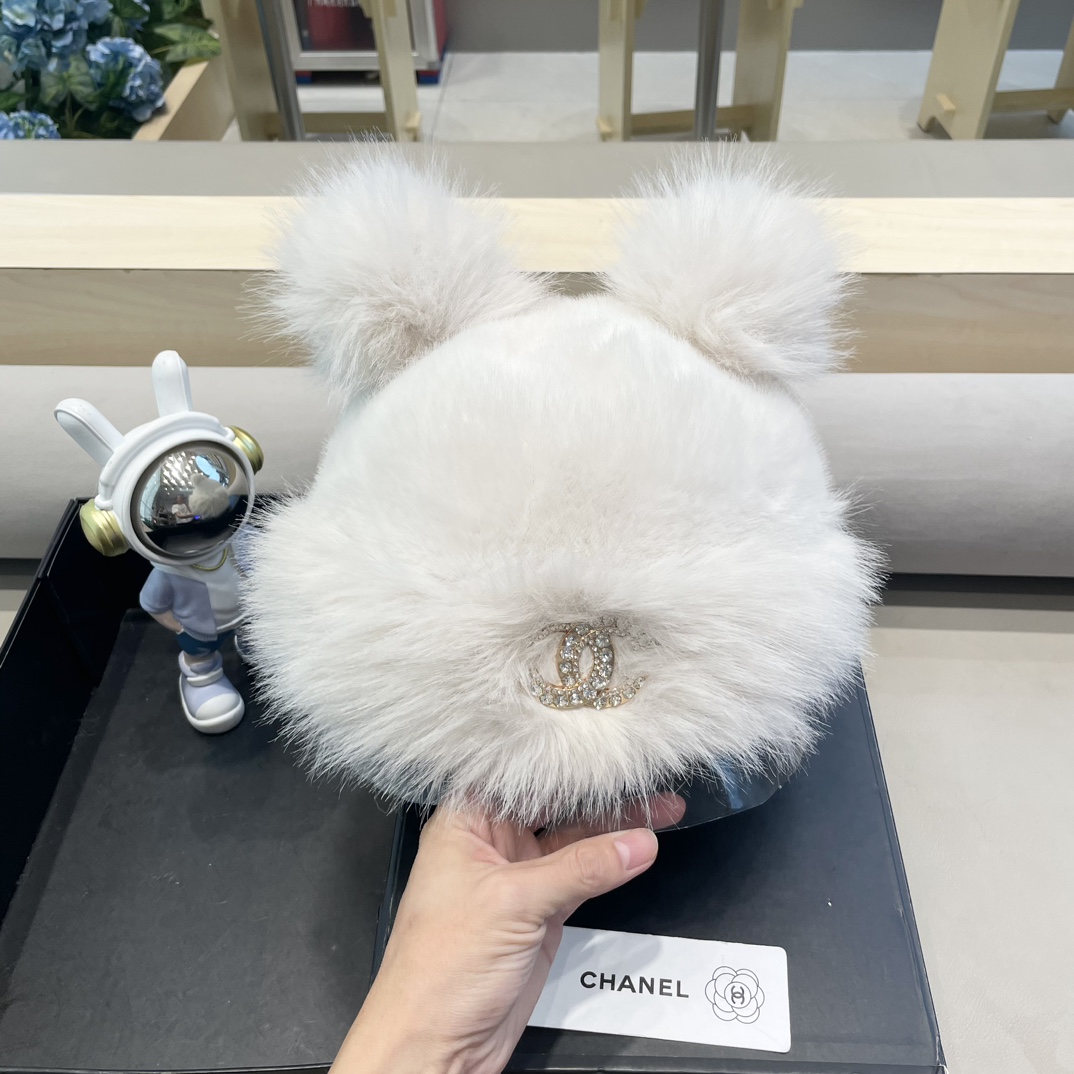 Chanel香奈儿可爱小熊耳朵帽子女2024秋冬新款氛围感百搭保暖毛绒护耳帽