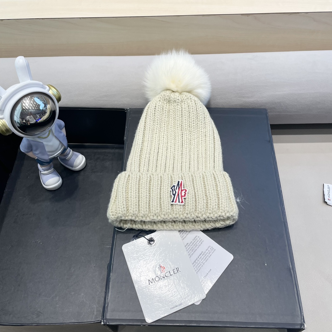 蒙口Moncler盟可睐配狐狸毛球💥官网经典针织帽，原单复刻.非常柔软亲肤，弹性很好💓有质感又非常百搭的