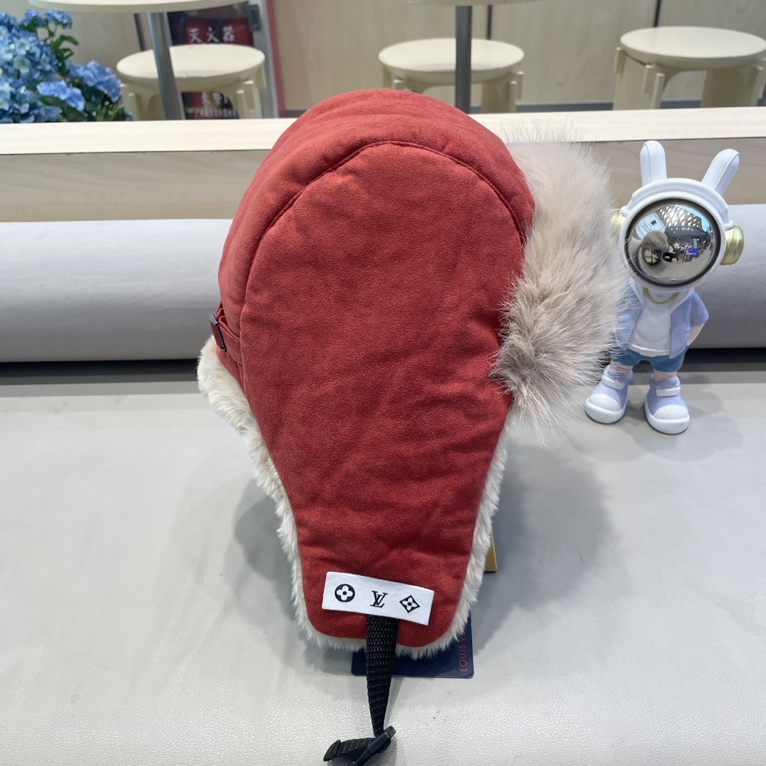 Lv路易威登2024新款加绒加厚骑行电动车防风护耳帽保暖东北雷锋帽
