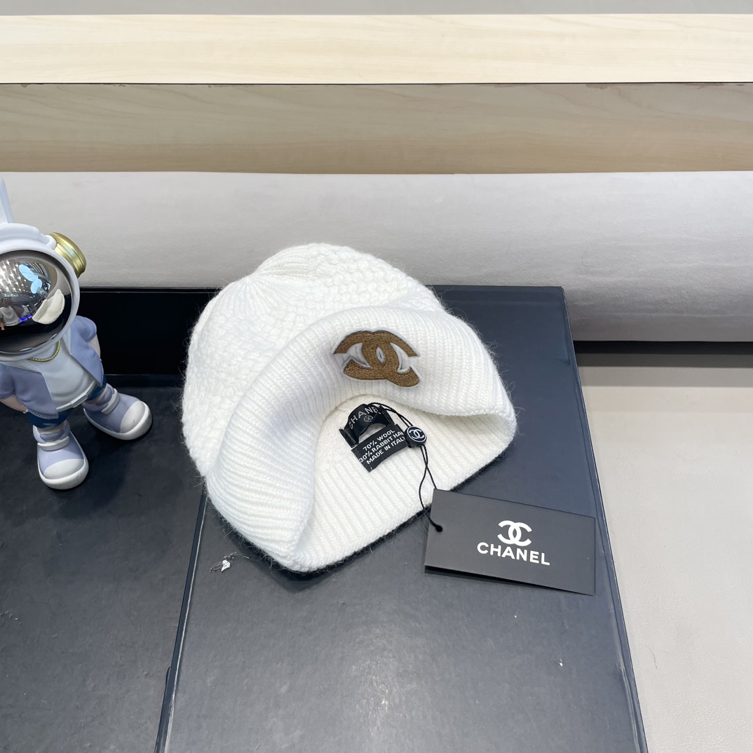 香奈儿Chanel👒经典原单针织毛线帽，采用精选羊毛面料，超高羊毛+兔毛成份，‼️手感超柔软，弹性极佳，高档又减龄、超保