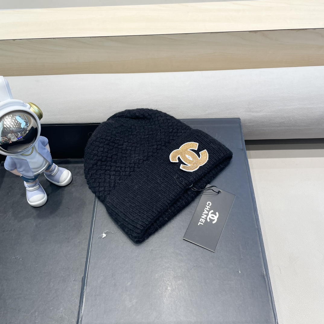 香奈儿Chanel👒经典原单针织毛线帽，采用精选羊毛面料，超高羊毛+兔毛成份，‼️手感超柔软，弹性极佳，高档又减龄、超保