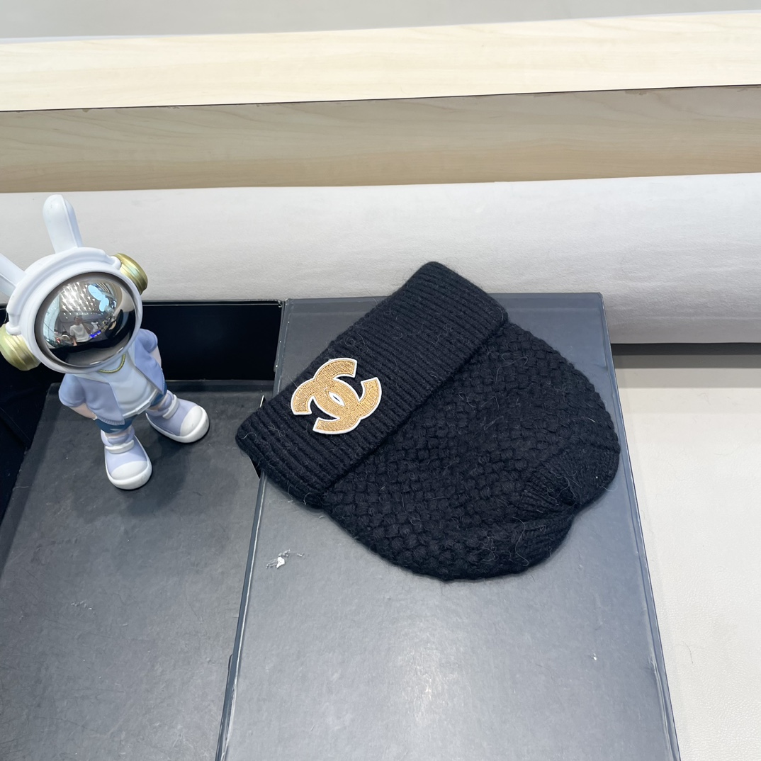 香奈儿Chanel👒经典原单针织毛线帽，采用精选羊毛面料，超高羊毛+兔毛成份，‼️手感超柔软，弹性极佳，高档又减龄、超保