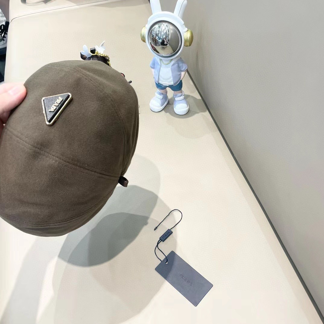PRADA普拉达 贝雷帽南瓜女春秋款显脸韩系大头围2024新款