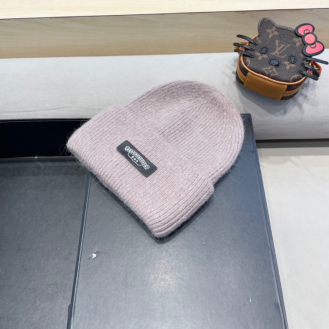 克罗心。福利！！新款上架，特别实惠的一个系列帽子，面料：毛线。密度紧致！毛线针织面料手感舒适透气性好！款