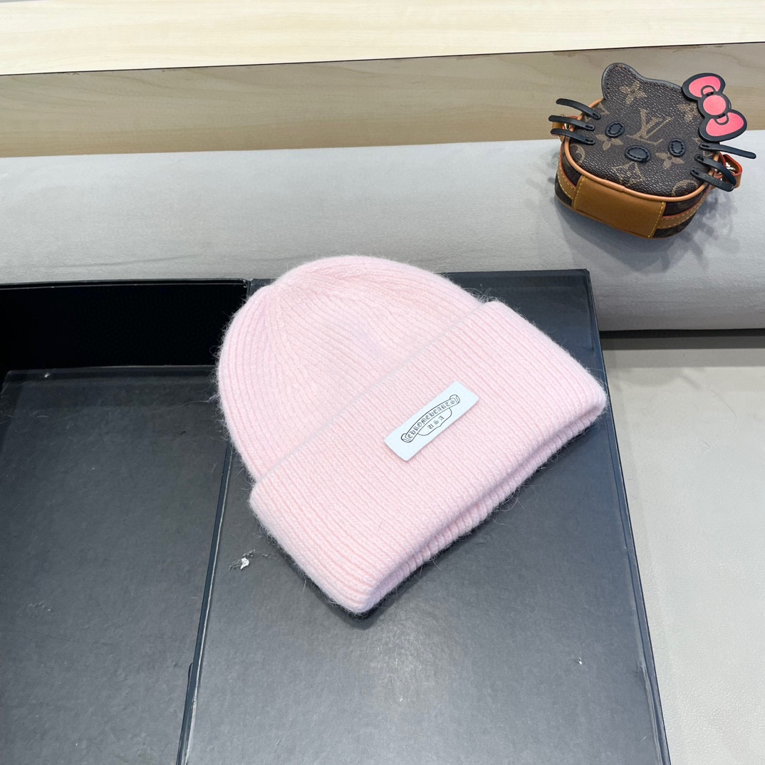 克罗心。福利！！新款上架，特别实惠的一个系列帽子，面料：毛线。密度紧致！毛线针织面料手感舒适透气性好！款