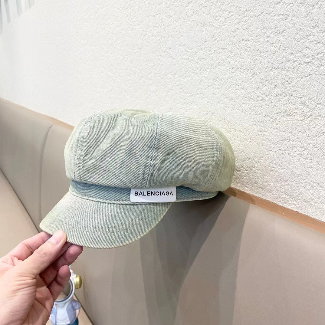 巴黎世家新款牛仔八角贝雷帽，简约精致百搭八角时尚休闲款，定制的帽框很好戴呀！闭眼入手都不踩雷的一款！头围