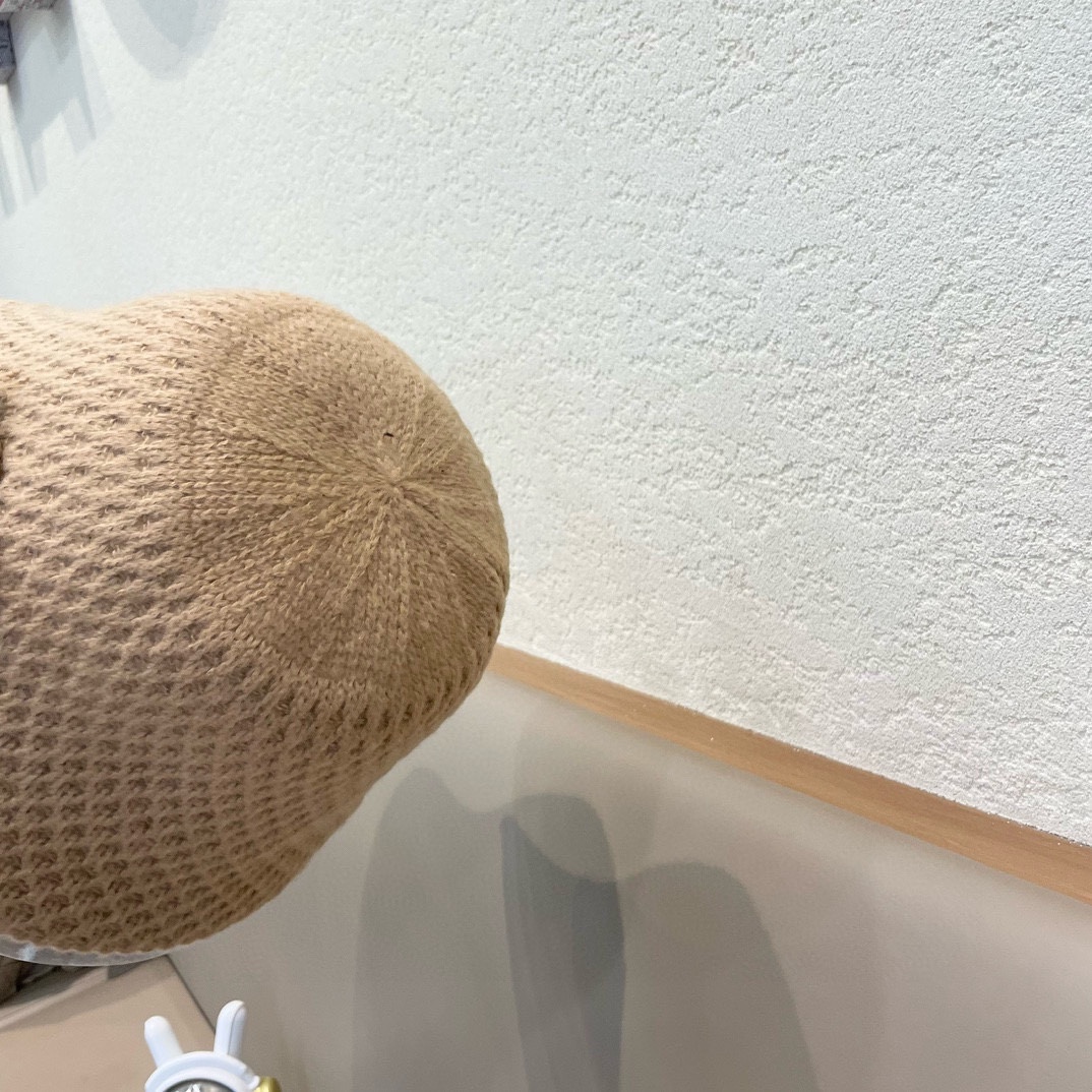 塞琳Celine纯色仿羊毛针织鱼鳞网格提花渔夫帽秋冬季女保暖文艺休闲盆帽