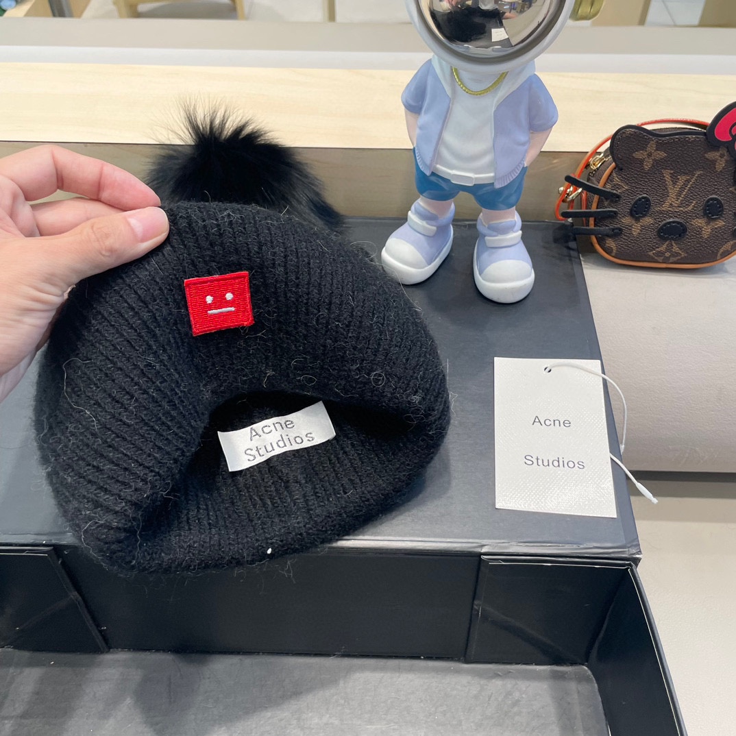 【Acne】2024秋冬新款笑脸简约针织毛线帽，轻奢感满满～俏皮款