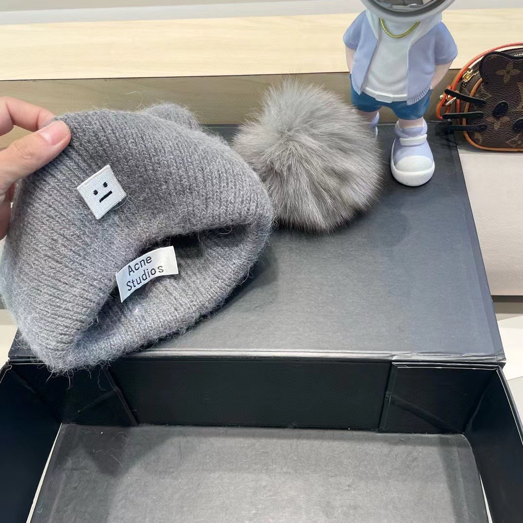 【Acne】2024秋冬新款笑脸简约针织毛线帽，轻奢感满满～俏皮款