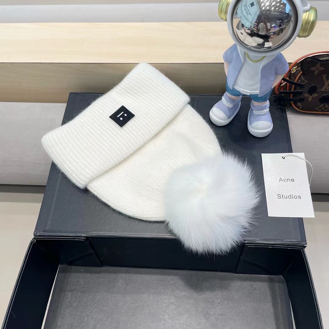 【Acne】2024秋冬新款笑脸简约针织毛线帽，轻奢感满满～俏皮款