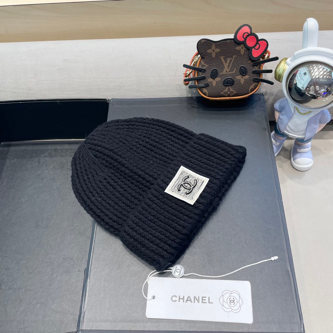 Chanel 简约基础款纯色羊毛混纺粗针毛线帽女秋冬季保暖套头针织帽显脸小