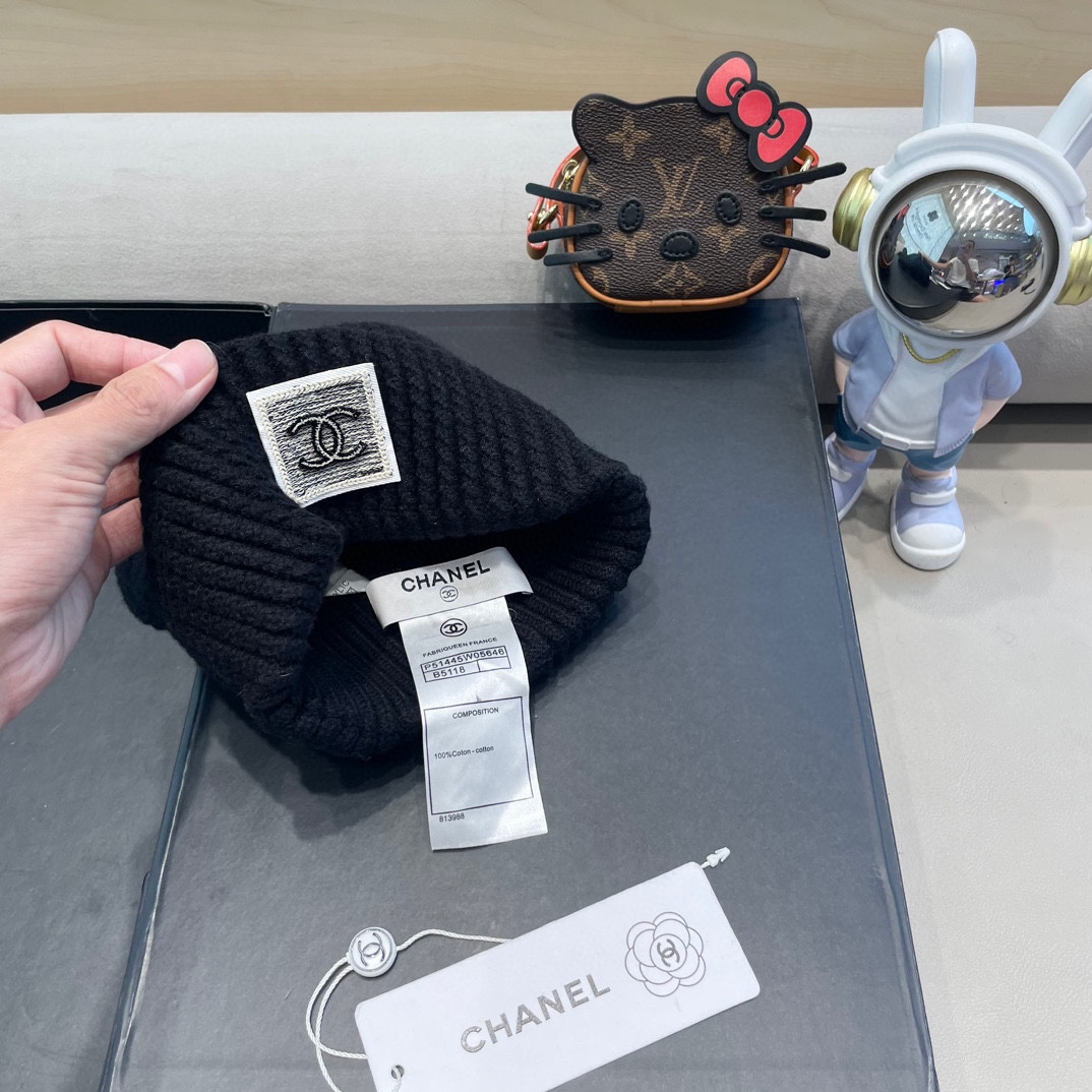 Chanel 简约基础款纯色羊毛混纺粗针毛线帽女秋冬季保暖套头针织帽显脸小