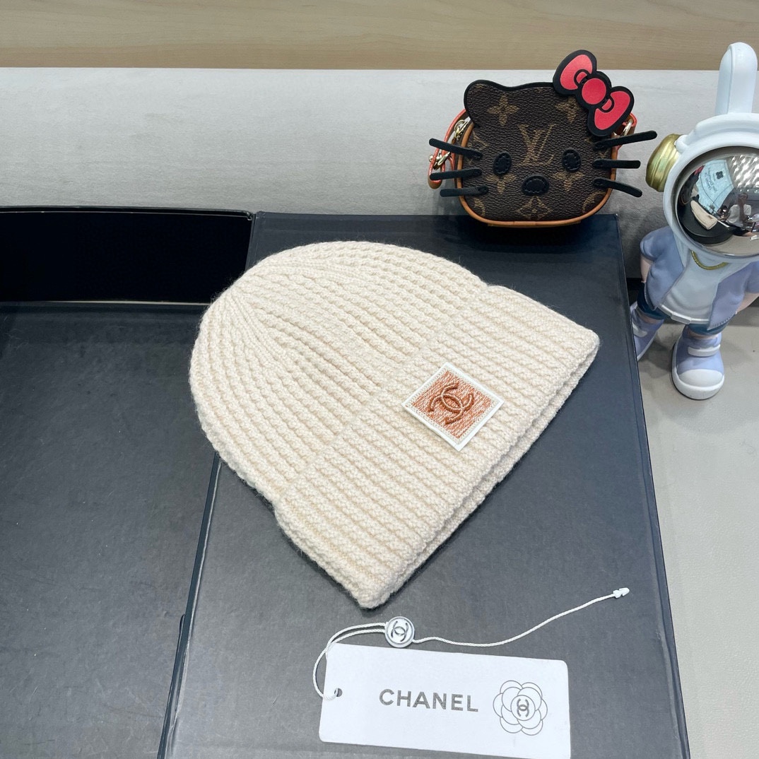 Chanel 简约基础款纯色羊毛混纺粗针毛线帽女秋冬季保暖套头针织帽显脸小