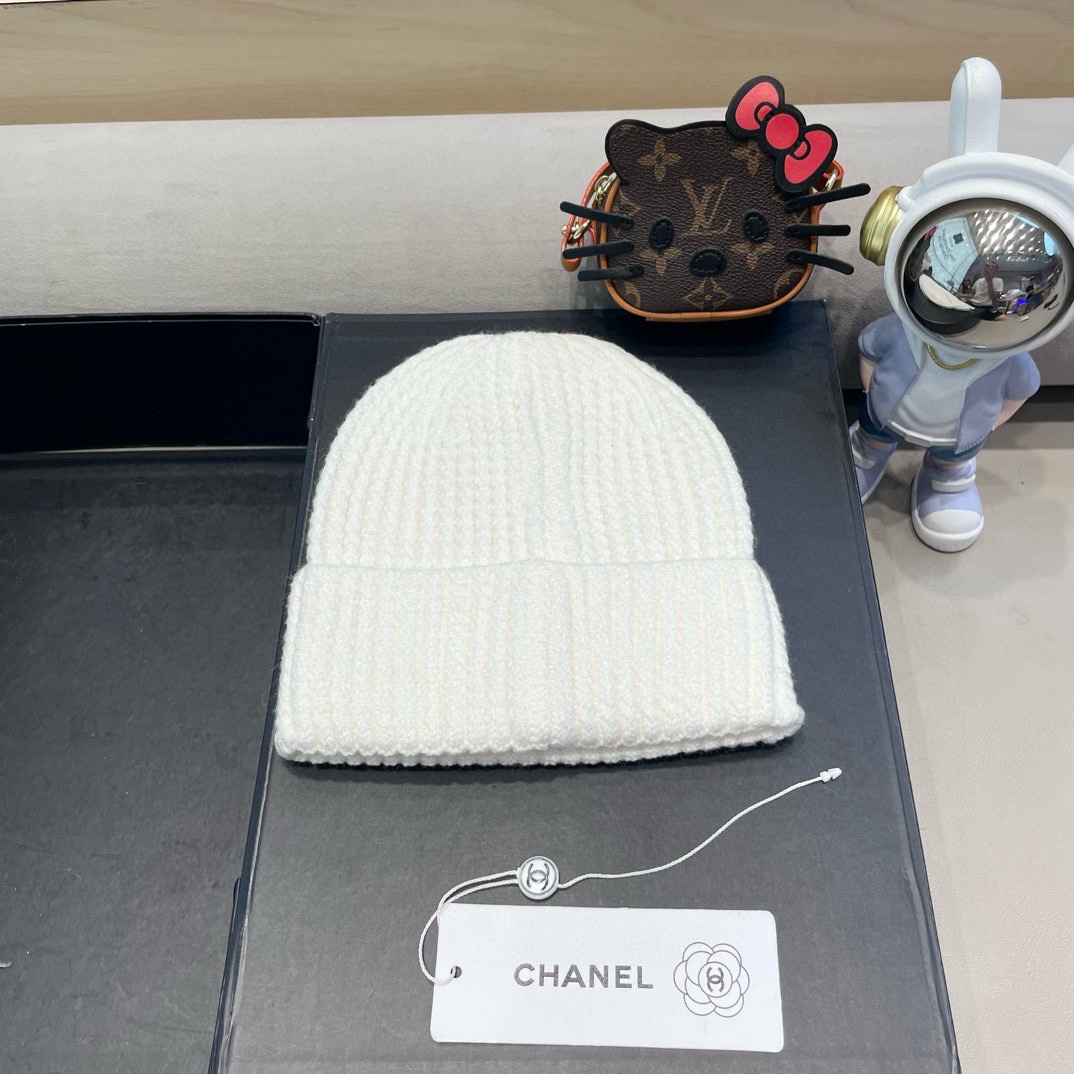 Chanel 简约基础款纯色羊毛混纺粗针毛线帽女秋冬季保暖套头针织帽显脸小