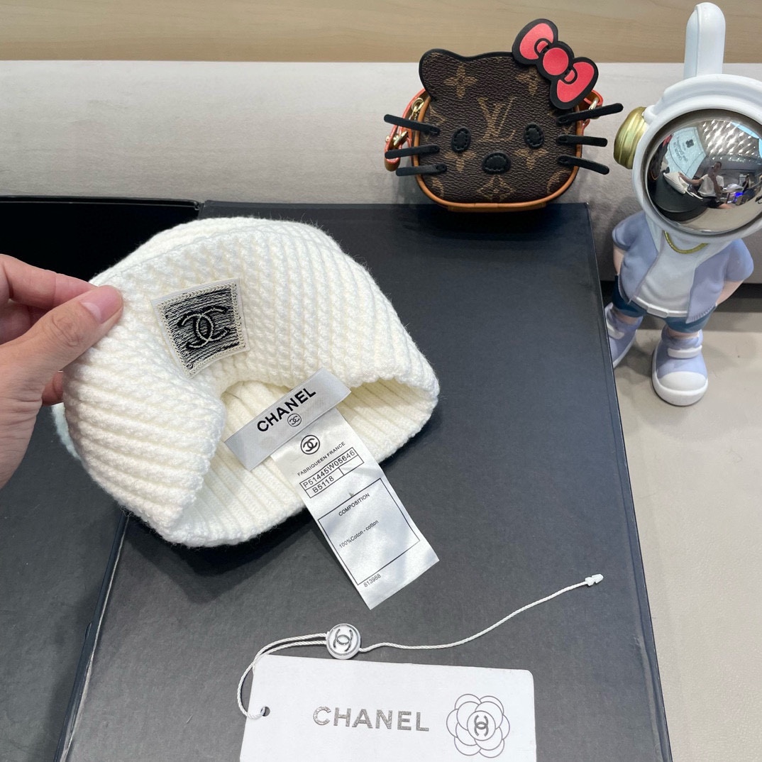 Chanel 简约基础款纯色羊毛混纺粗针毛线帽女秋冬季保暖套头针织帽显脸小