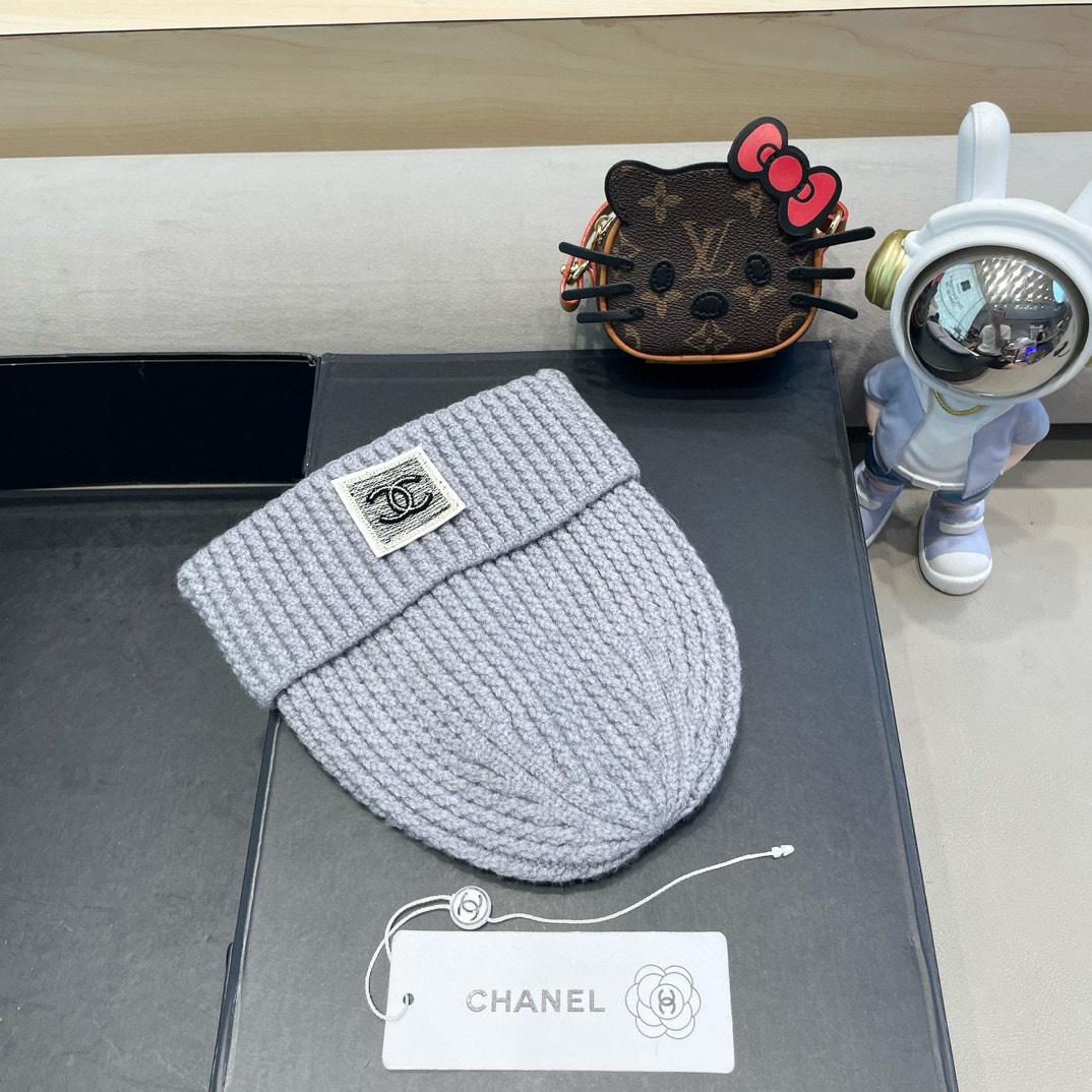 Chanel 简约基础款纯色羊毛混纺粗针毛线帽女秋冬季保暖套头针织帽显脸小