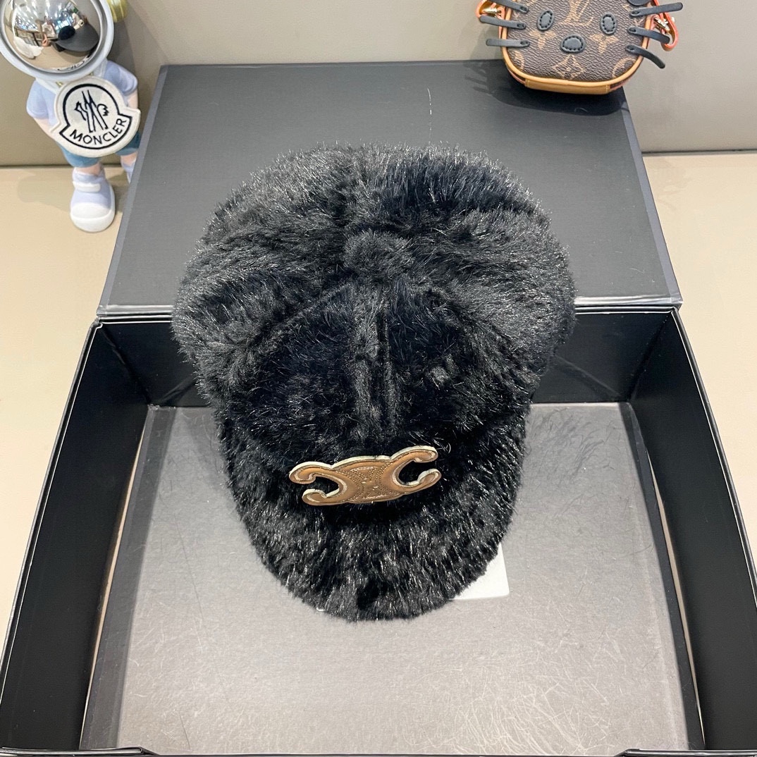 塞琳Celine凯旋门毛绒鸭舌帽女秋冬显脸小加绒加厚保暖硬顶棒球帽子