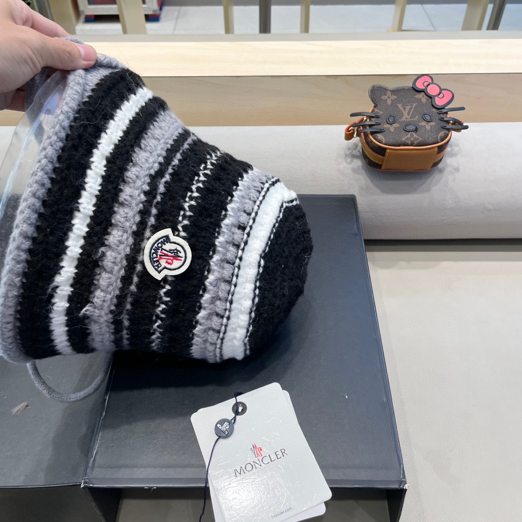 moncler蒙口条纹盆帽潮带子粗针织毛线帽卡其色显脸小美拉德风针织帽子男