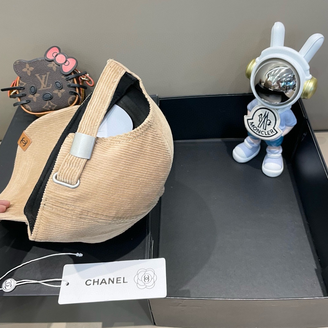 Chanel香奈儿秋冬季新款韩版灯芯绒硬顶棒球帽男休闲百搭复古时尚鸭舌帽女情侣