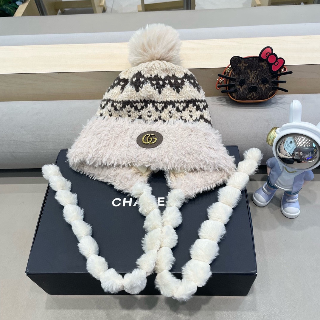 古奇Gucci冬季加厚加绒保暖护耳帽子女韩版复古针织提花图案雷锋帽东北防寒