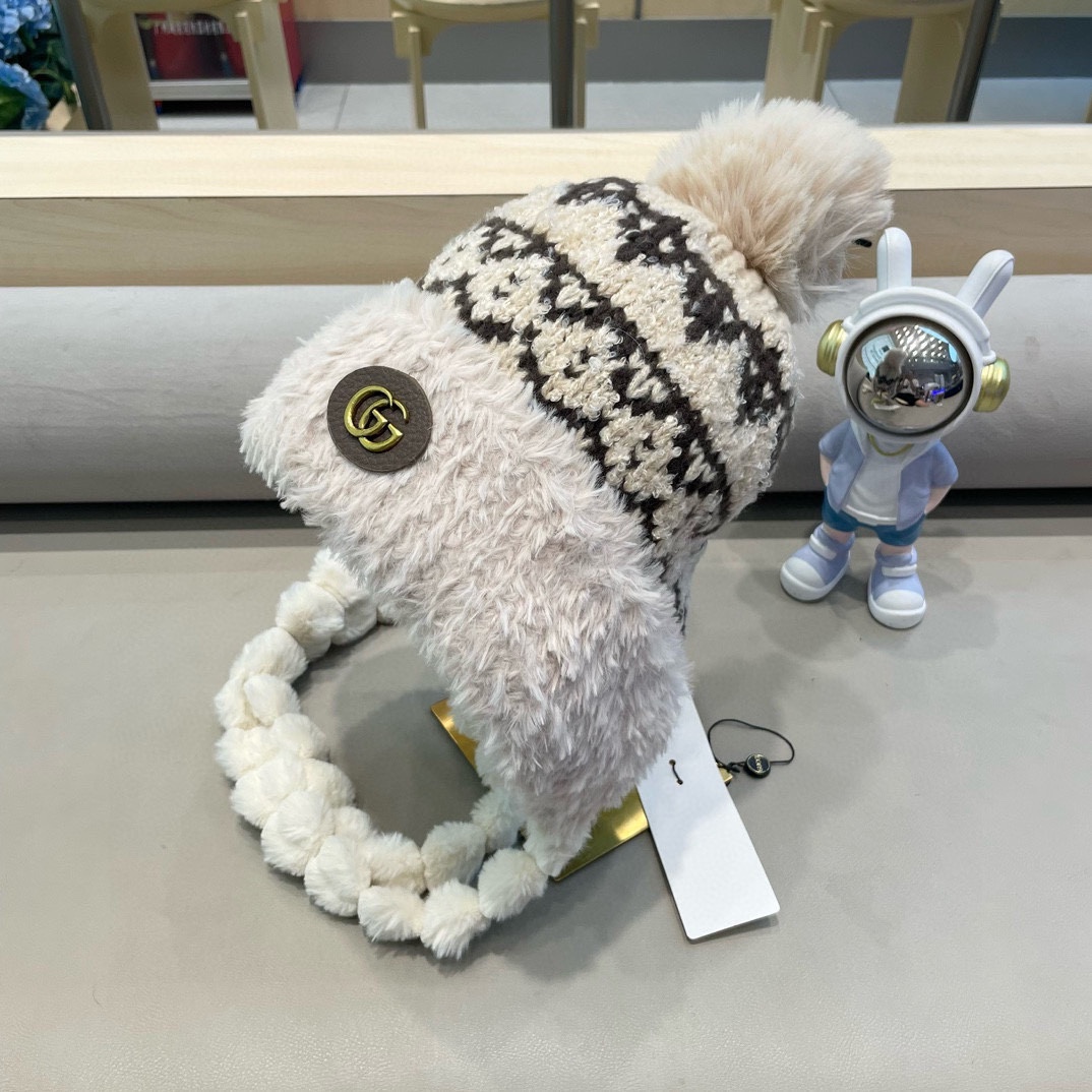 古奇Gucci冬季加厚加绒保暖护耳帽子女韩版复古针织提花图案雷锋帽东北防寒