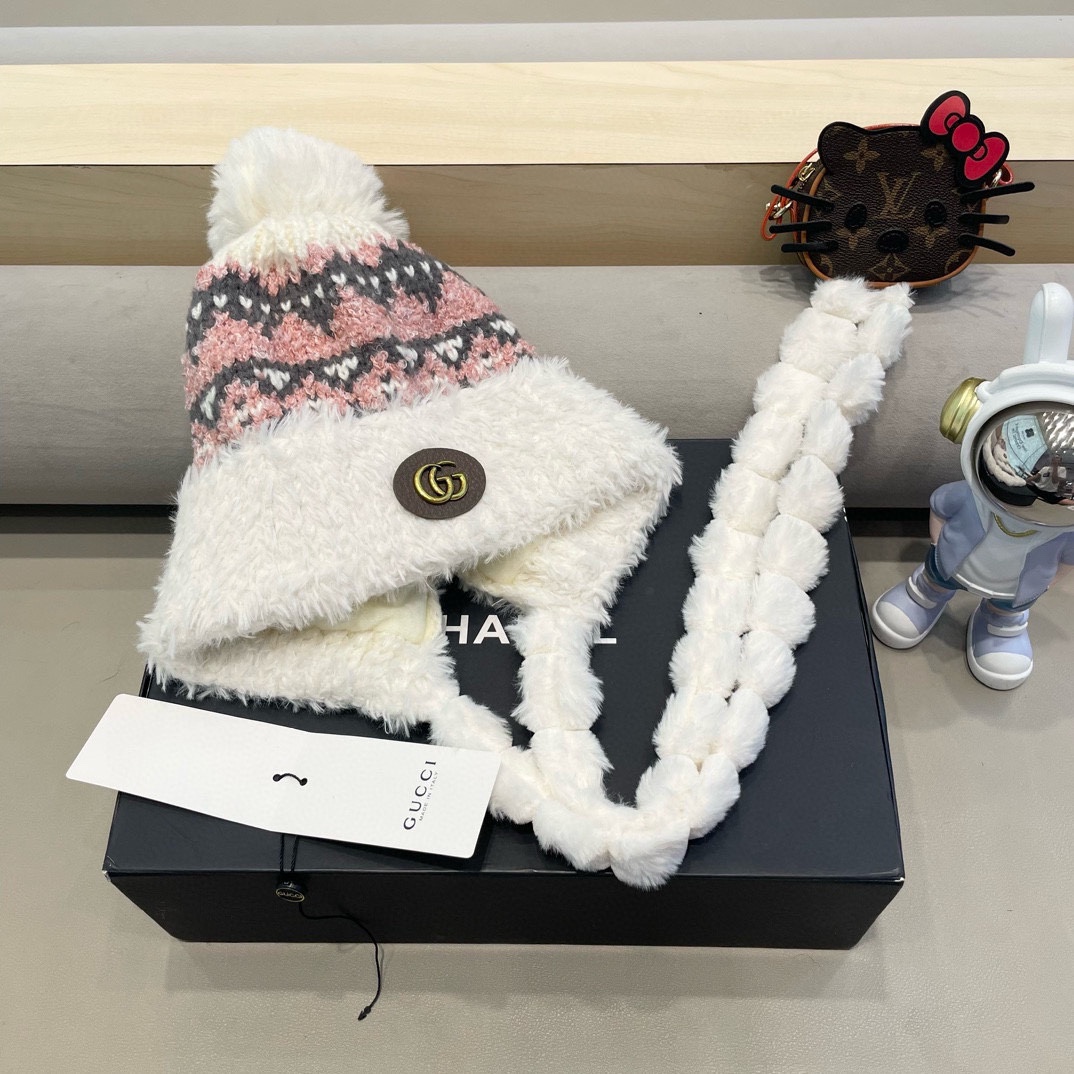 古奇Gucci冬季加厚加绒保暖护耳帽子女韩版复古针织提花图案雷锋帽东北防寒