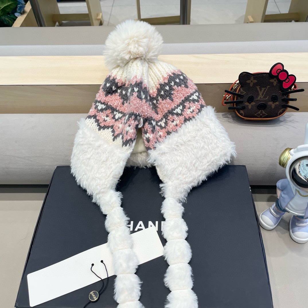 古奇Gucci冬季加厚加绒保暖护耳帽子女韩版复古针织提花图案雷锋帽东北防寒