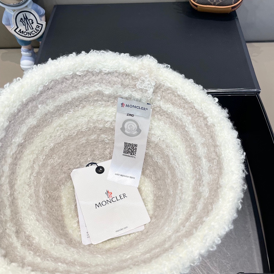 moncler蒙口拼色羊羔绒水桶帽子女秋冬针织保暖素颜气质小众百搭显脸小渔夫帽