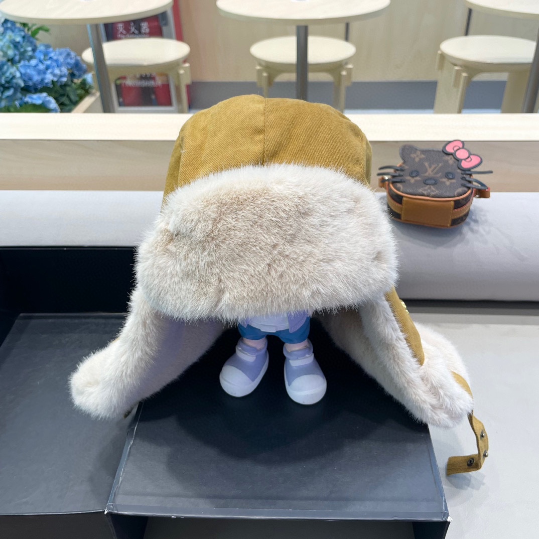 MONCLER蒙口雷锋帽冬季男女同款加厚毛绒防寒护耳帽骑车保暖神器滑雪飞行帽子
