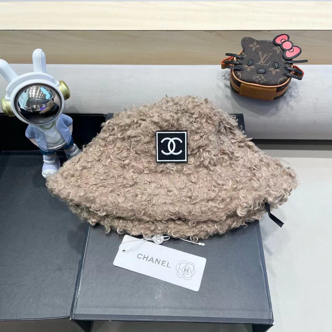 Chanel韩版纯色羊羔毛渔夫帽女秋冬季日系时尚百搭水桶帽保暖防寒盆帽子