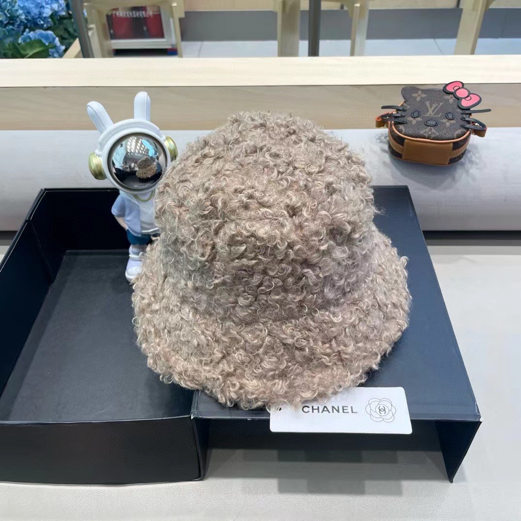 Chanel韩版纯色羊羔毛渔夫帽女秋冬季日系时尚百搭水桶帽保暖防寒盆帽子