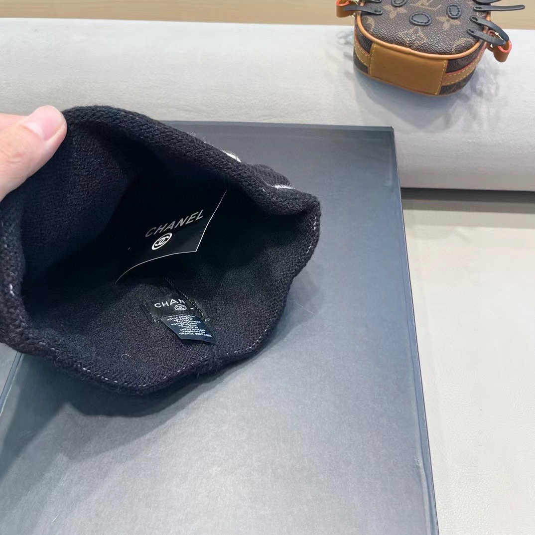 Chanel香奈儿针织毛线帽