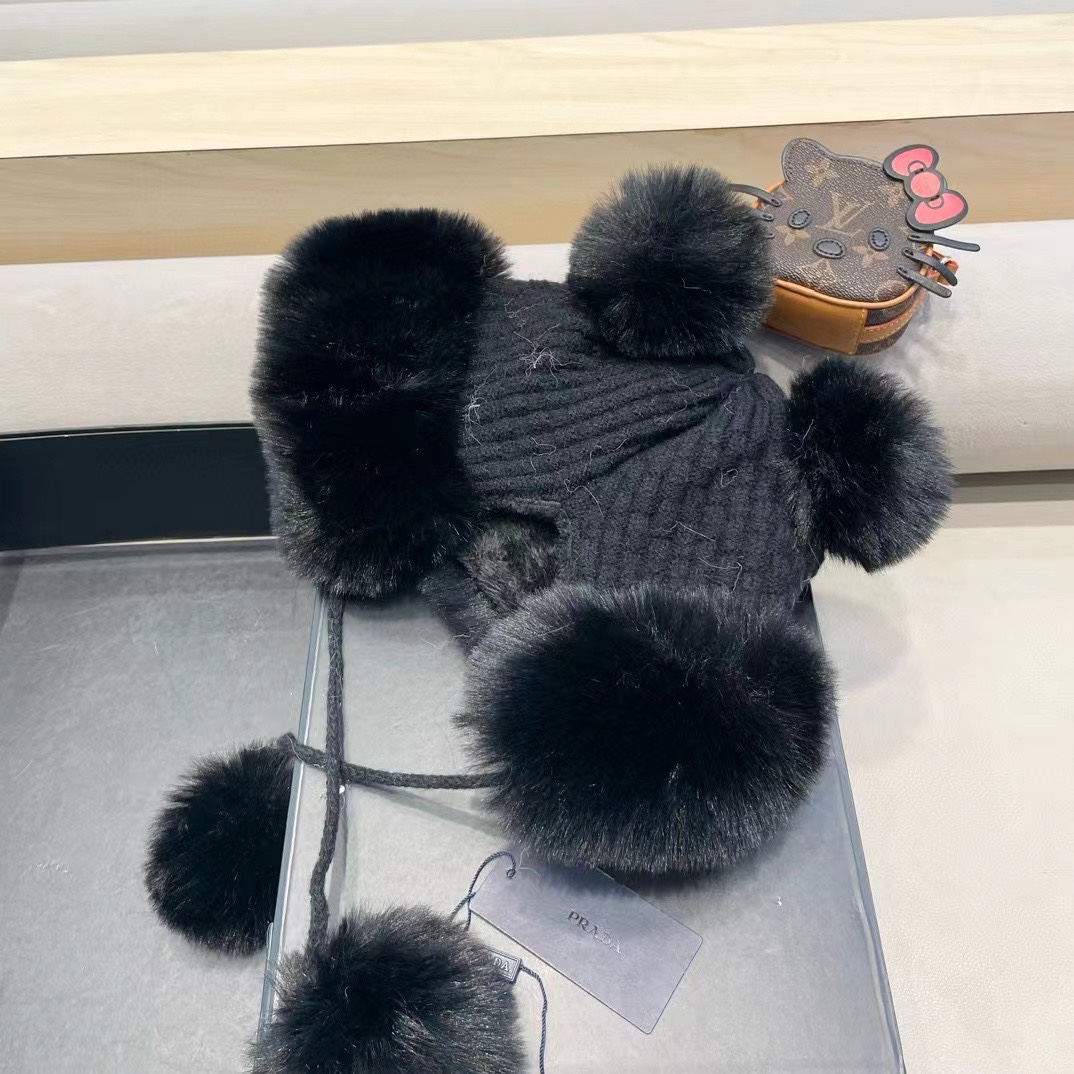 普拉达Prada加厚针织毛线帽子女士冬季可爱毛球套头帽保暖加绒护耳防寒雷锋帽