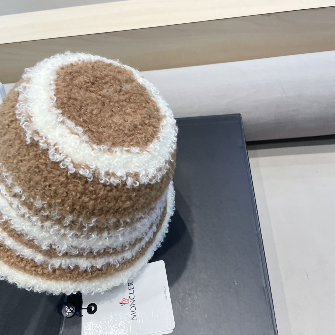 moncler周给给拼色羊羔绒水桶帽子女秋冬针织保暖气质小众显脸小渔夫帽