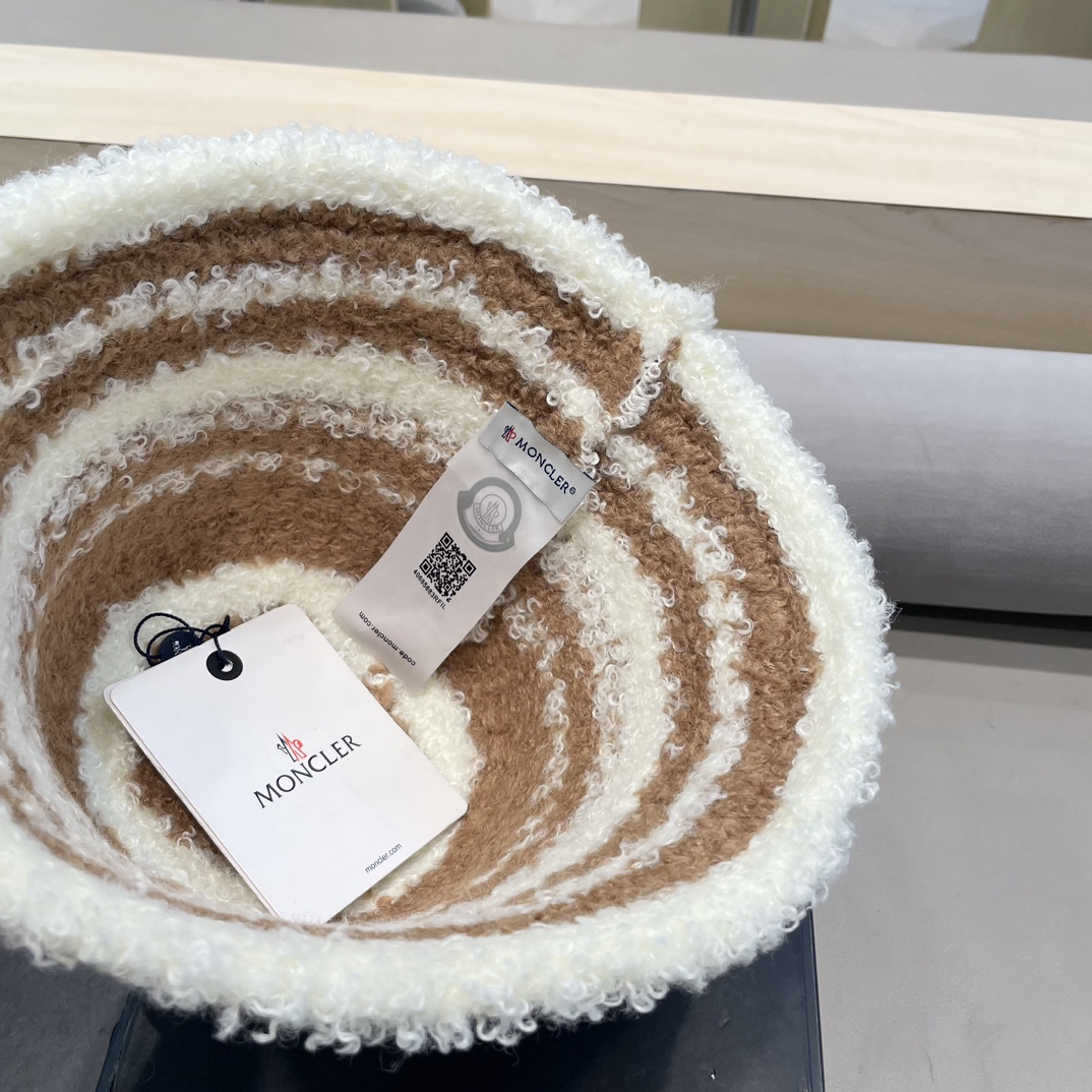 moncler周给给拼色羊羔绒水桶帽子女秋冬针织保暖气质小众显脸小渔夫帽