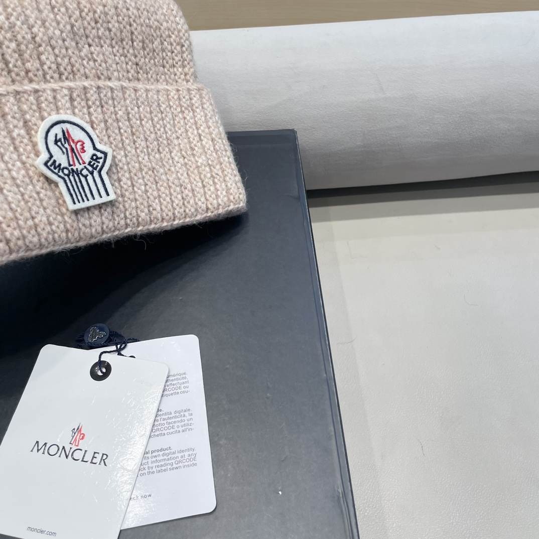 moncler羊毛混纺毛线帽子女冬季加厚毛线帽户外防风骑车护耳帽显脸小冷帽