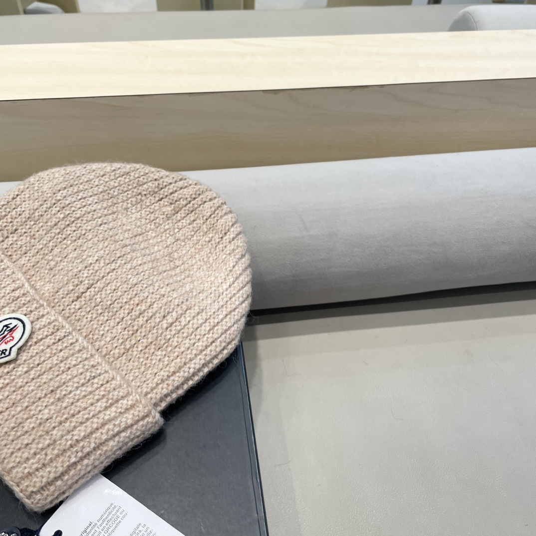 moncler羊毛混纺毛线帽子女冬季加厚毛线帽户外防风骑车护耳帽显脸小冷帽