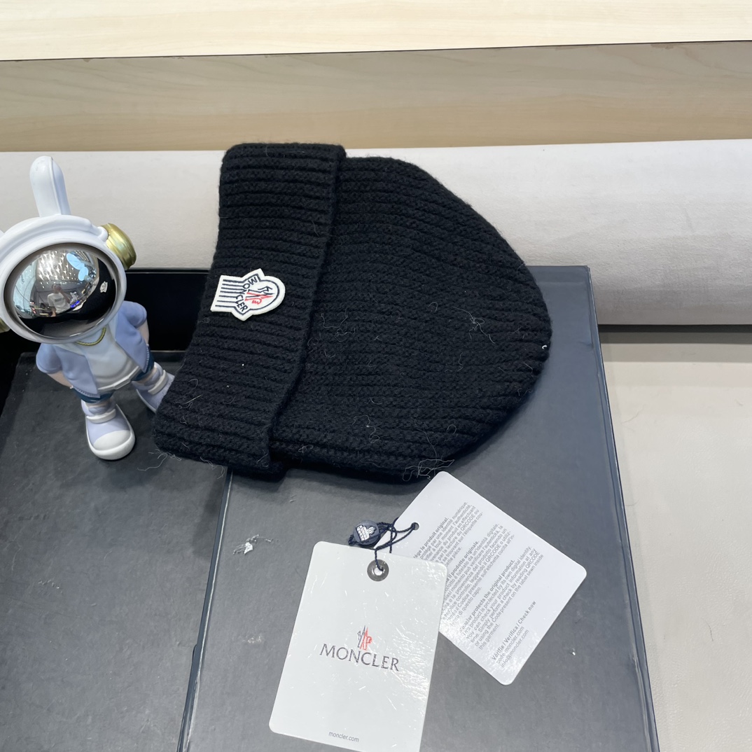 moncler羊毛混纺毛线帽子女冬季加厚毛线帽户外防风骑车护耳帽显脸小冷帽