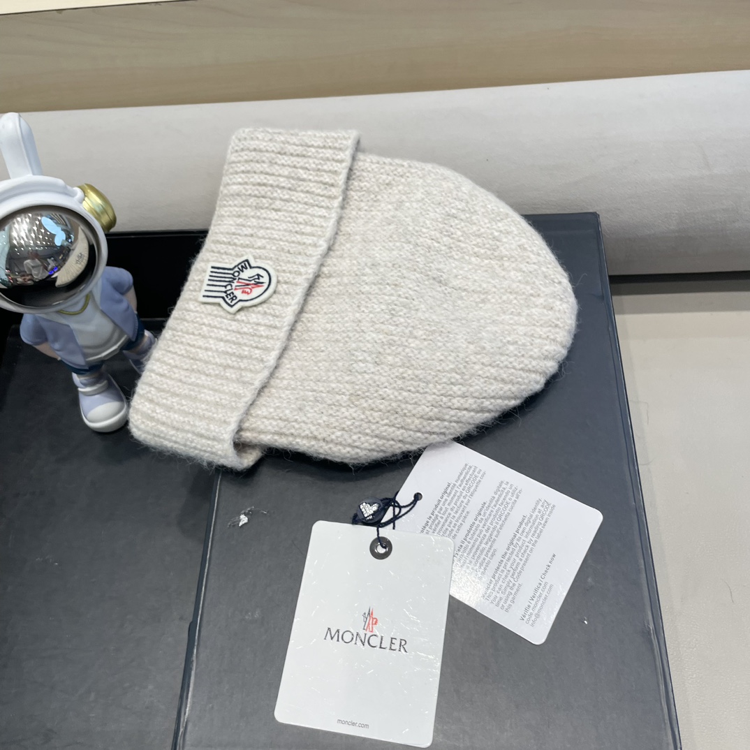 moncler羊毛混纺毛线帽子女冬季加厚毛线帽户外防风骑车护耳帽显脸小冷帽