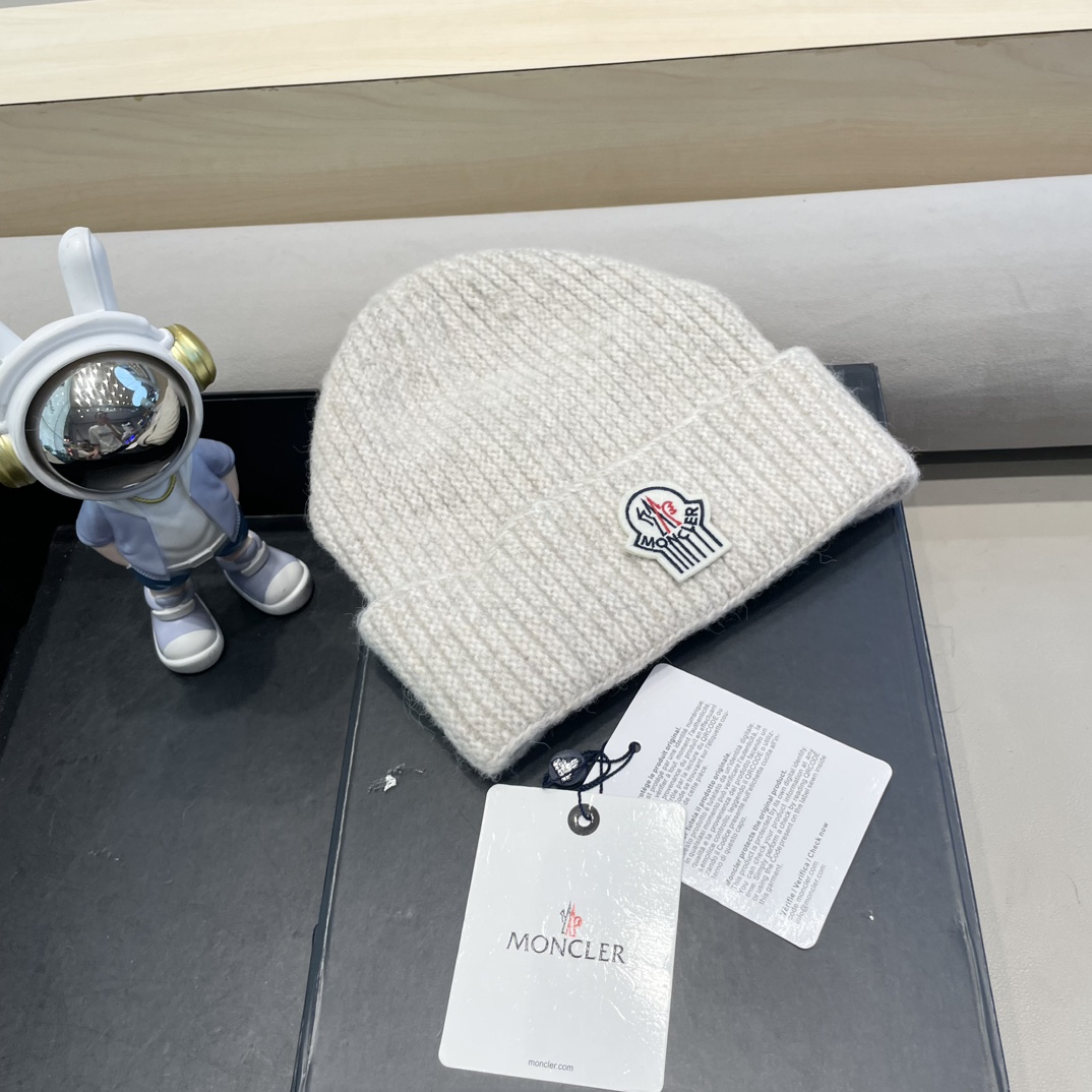 moncler羊毛混纺毛线帽子女冬季加厚毛线帽户外防风骑车护耳帽显脸小冷帽